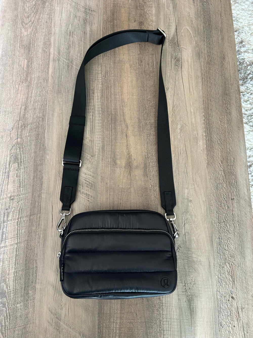 NWOT Lululemon Everywhere Crossbody *Wunder Puff - Silver/Black* 💎